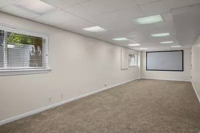 1726 E Wasatch Blvd, Sandy, UT 84092 - Photo 24
