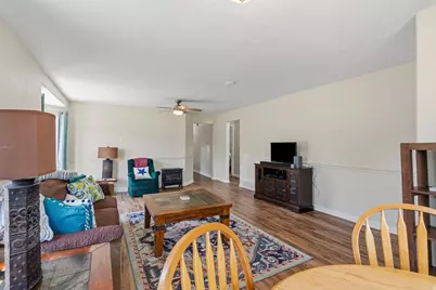 566 S Main St, Lyman, UT 84749 - Photo 8