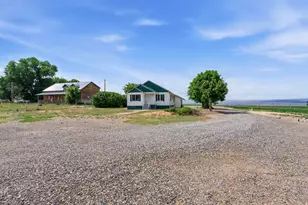 566 S Main St, Lyman, UT 84749 - Photo 28