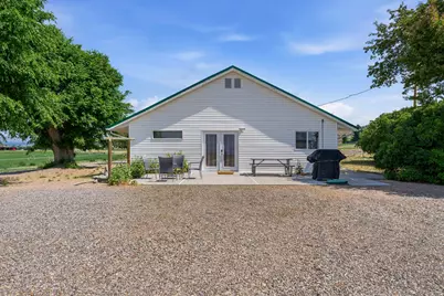 566 S Main St, Lyman, UT 84749 - Photo 32