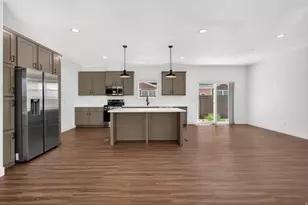 464 Jessop Ave, Hildale, UT 84784 - Photo 8