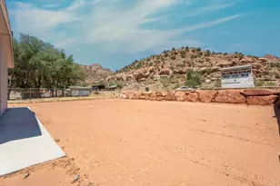 464 Jessop Ave, Hildale, UT 84784 - Photo 4
