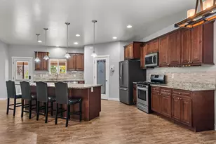 3386 W Chamonix Way, Riverton, UT 84065 - Photo 6