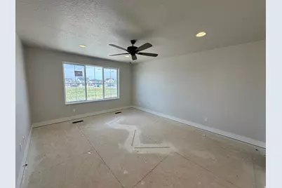 379 S 4250 W #628, West Point, UT 84015 - Photo 12