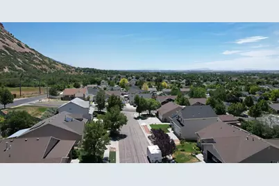 1485 Ogden Peak Cir, Ogden, UT 84404 - Photo 38