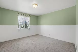 1485 Ogden Peak Cir, Ogden, UT 84404 - Photo 16