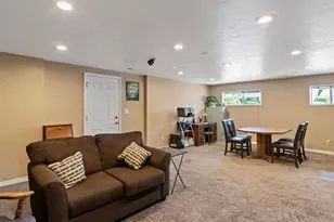 449 E 900 N, Orem, UT 84097 - Photo 12