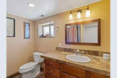 449 E 900 N, Orem, UT 84097 - Photo 20