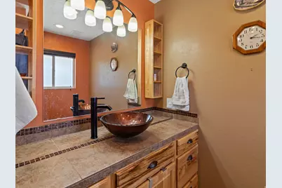 449 E 900 N, Orem, UT 84097 - Photo 10