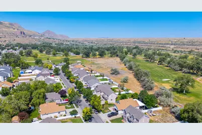 8678 W Titanium Dr, Magna, UT 84044 - Photo 24