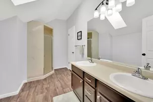 5389 S New Hampton Dr W, Murray, UT 84123 - Photo 14