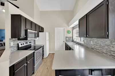 5389 S New Hampton Dr W, Murray, UT 84123 - Photo 10
