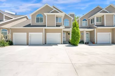5389 S New Hampton Dr W, Murray, UT 84123 - Photo 1