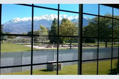 442 W 230 N, Orem, UT 84057 - Photo 2