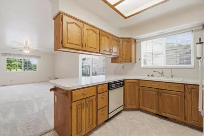 442 W 230 N, Orem, UT 84057 - Photo 8