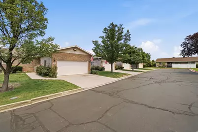 442 W 230 N, Orem, UT 84057 - Photo 38