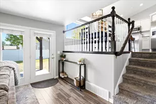 1519 W Granite Dr, Layton, UT 84041 - Photo 8