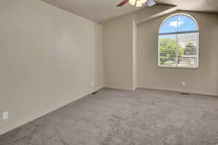 292 E 4960 N, Provo, UT 84604 - Photo 14