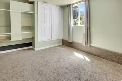 292 E 4960 N, Provo, UT 84604 - Photo 12