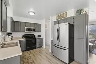 1815 Allison Way, Syracuse, UT 84075 - Photo 10