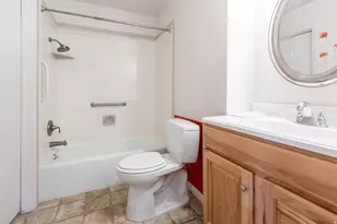 302 E Peach Ln S, Bountiful, UT 84010 - Photo 16