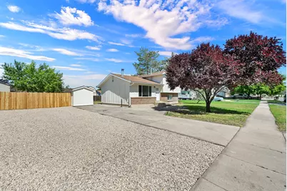 958 N 2075 W, Farr West, UT 84404 - Photo 4