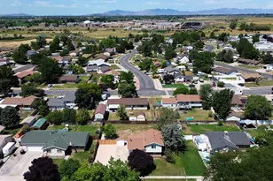 958 N 2075 W, Farr West, UT 84404 - Photo 32