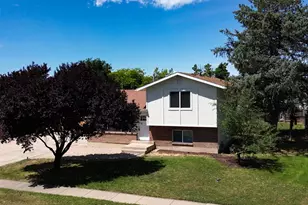 958 N 2075 W, Farr West, UT 84404 - Photo 6