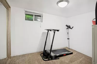 2333 E Lakeview Dr S, Salt Lake City, UT 84109 - Photo 14