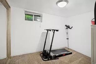 2333 E Lakeview Dr S, Salt Lake City, UT 84109 - Photo 14