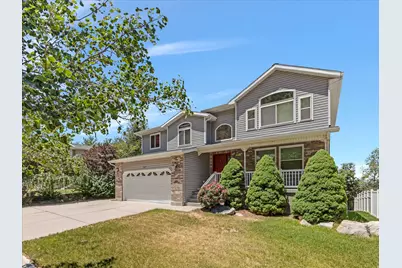 169 E Manilla Dr S, Draper, UT 84020 - Photo 2