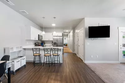 863 N Coulsen Dr #H102, Saratoga Springs, UT 84045 - Photo 4