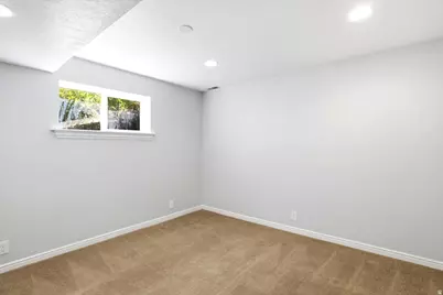1962 N 2600 E, Layton, UT 84040 - Photo 24