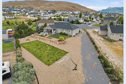 9707 N Hummer Dr, Eagle Mountain, UT 84005 - Photo 40