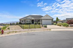 9707 N Hummer Dr, Eagle Mountain, UT 84005 - Photo 2