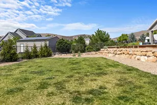 9707 N Hummer Dr, Eagle Mountain, UT 84005 - Photo 38
