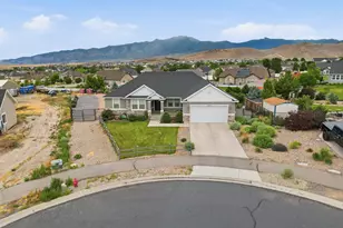 9707 N Hummer Dr, Eagle Mountain, UT 84005 - Photo 42