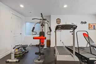 9707 N Hummer Dr, Eagle Mountain, UT 84005 - Photo 32
