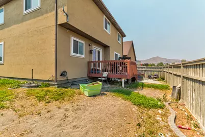 8842 N Jefferson Dr, Eagle Mountain, UT 84005 - Photo 14