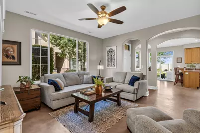 658 Canterbury Ln, North Salt Lake, UT 84054 - Photo 4