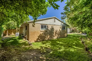 246 Oak Dr, North Salt Lake, UT 84054 - Photo 28
