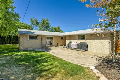 246 Oak Dr, North Salt Lake, UT 84054 - Photo 30