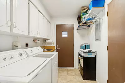 3376 W 10000 S, South Jordan, UT 84095 - Photo 12