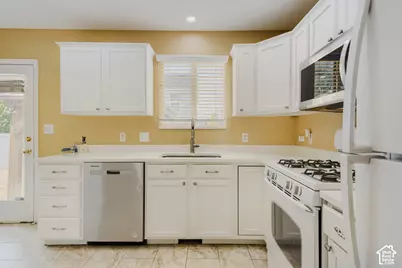 1472 S 2250 E, Spanish Fork, UT 84660 - Photo 8