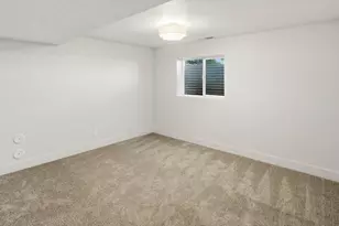 8760 S Rustler Rd, Cottonwood Heights, UT 84093 - Photo 40
