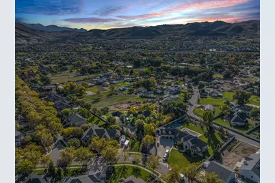 782 E Ivy Manor Ln, Draper, UT 84020 - Photo 2