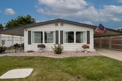 77 W Alta View Way S, Sandy, UT 84070 - Photo 2