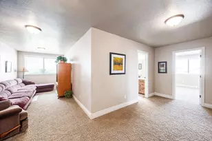 258 E Red Leaf Dr, Draper, UT 84020 - Photo 22