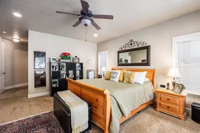 258 E Red Leaf Dr, Draper, UT 84020 - Photo 16