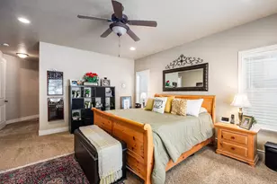 258 E Red Leaf Dr, Draper, UT 84020 - Photo 16